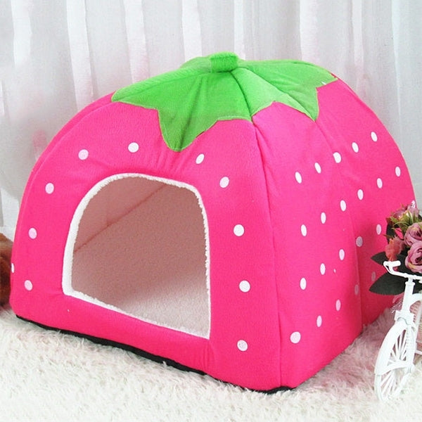 Strawberry Shaped Foldable Short Plush Pet House Nest, Size: M�����...