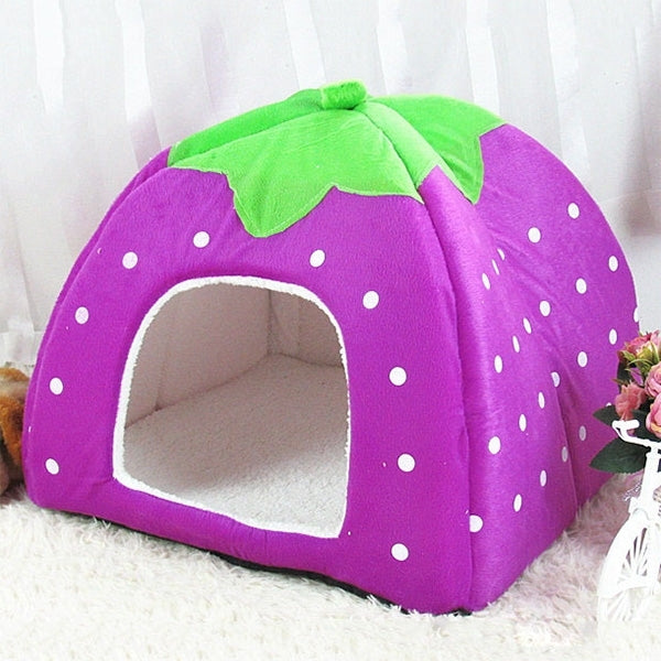Strawberry Shaped Foldable Short Plush Pet House Nest, Size: M�����...